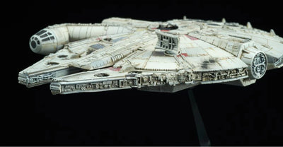 Star Wars Vehicle Model 006 Millennium Falcon